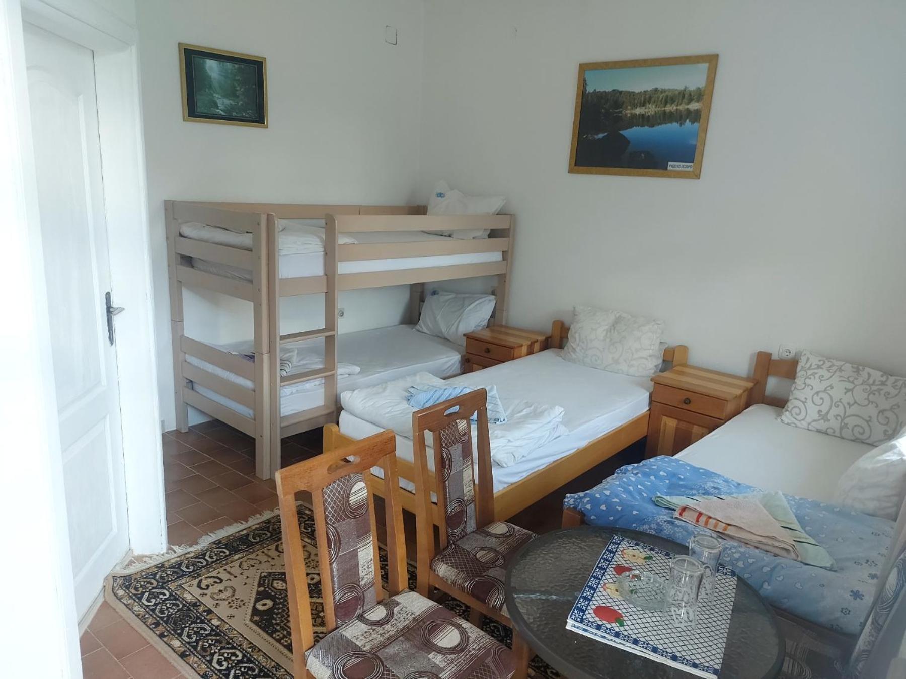 Rooms Lida & Friendly Home พลาฟ ภายนอก รูปภาพ