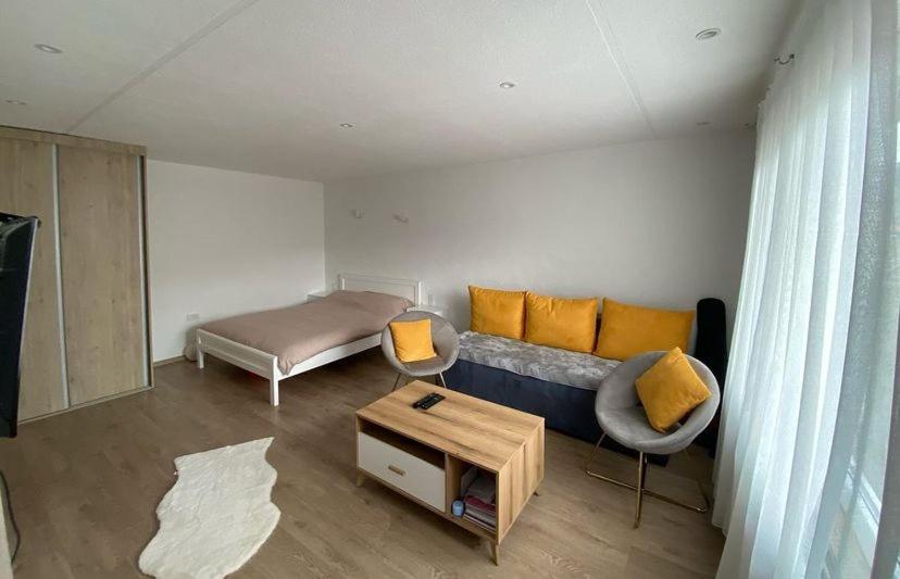 Rooms Lida & Friendly Home พลาฟ ภายนอก รูปภาพ