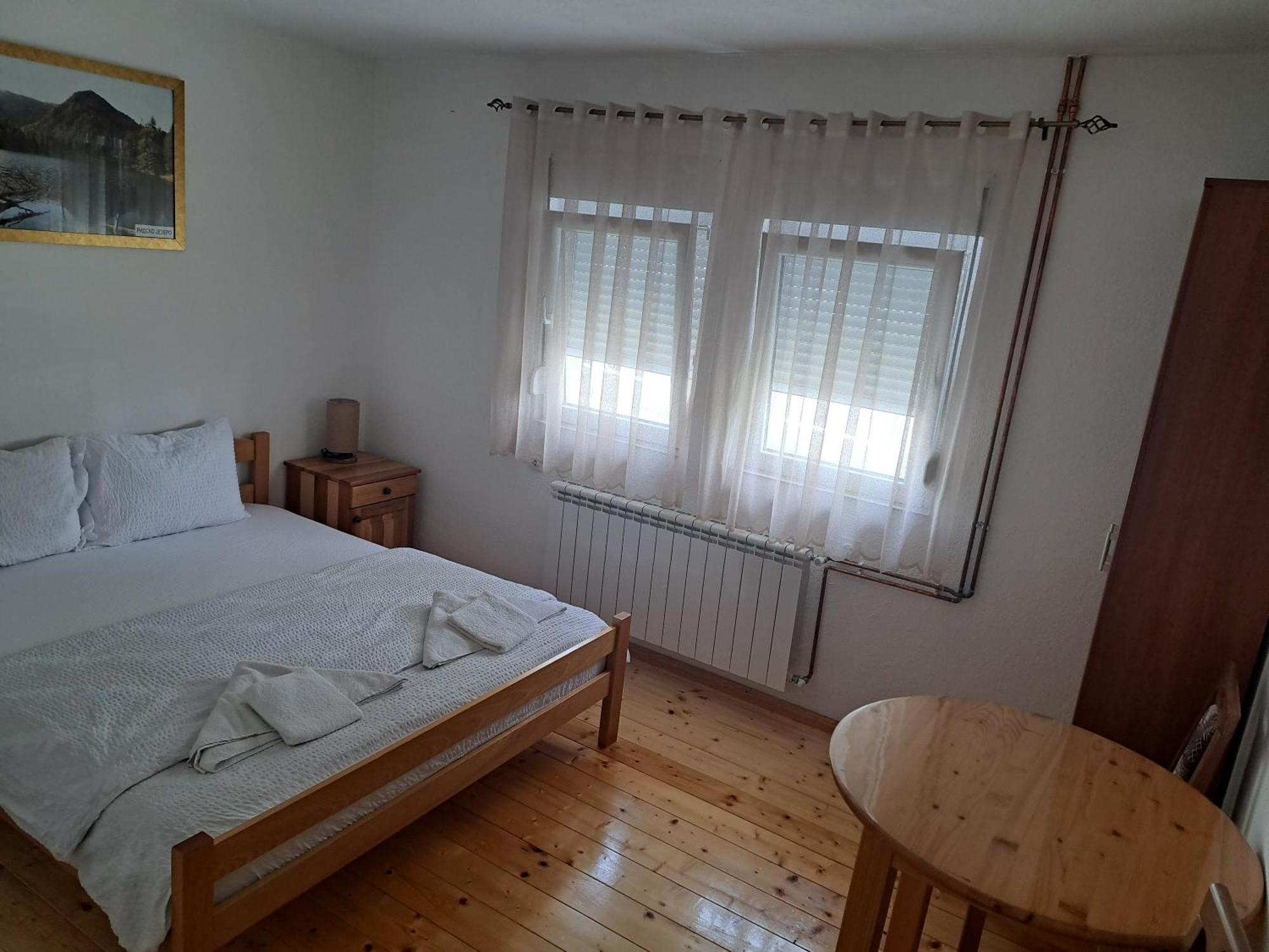 Rooms Lida & Friendly Home พลาฟ ภายนอก รูปภาพ